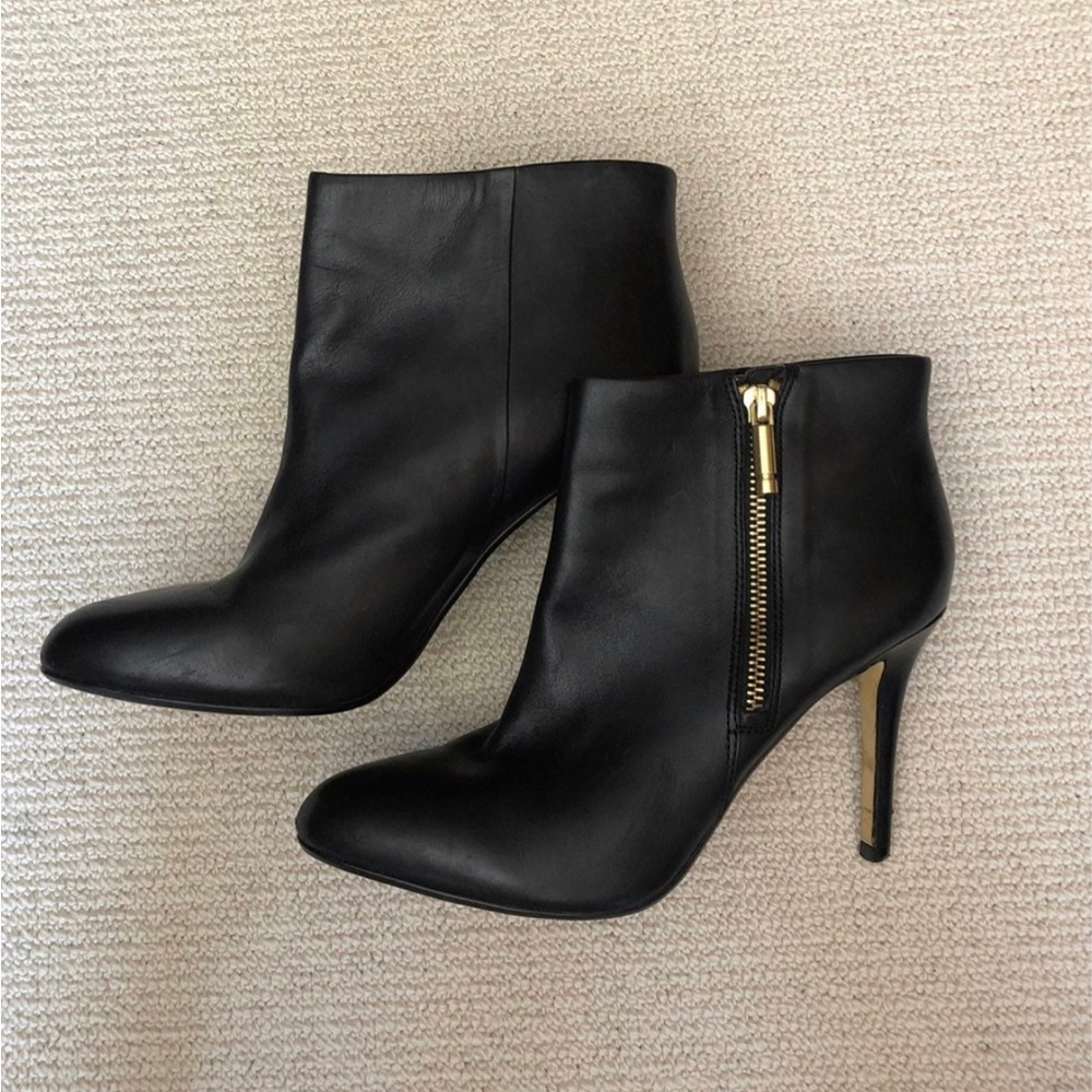 Banana Republic Leather Boots Size 9